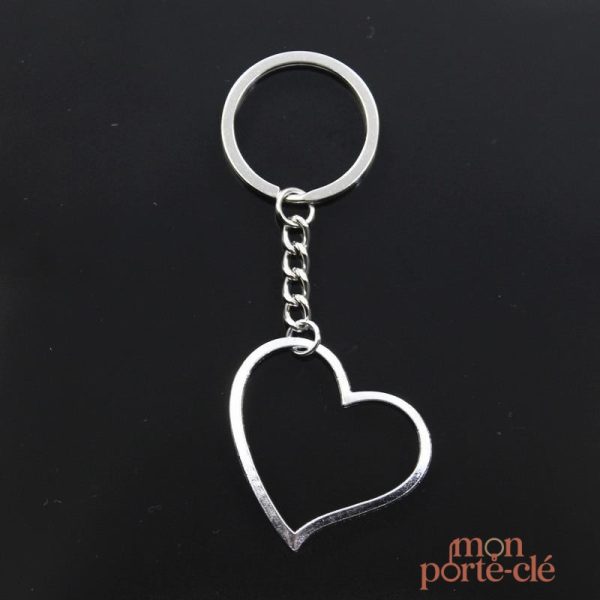 Porte-clé cœur argenté élégant et tendance