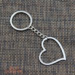 Accessoire porte-clé cœur argenté pour tous les styles