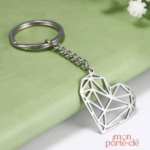 Porte-clé en forme de cœur au design géométrique