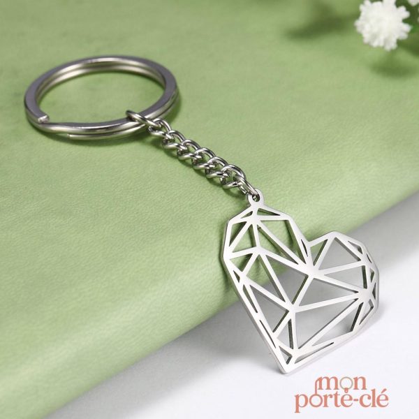 Porte-clé en forme de cœur au design géométrique