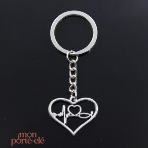 Porte-clé cœur gravé "L'amour" en métal