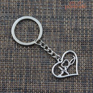 Porte-clé en forme de cœur, symbole d'amour éternel