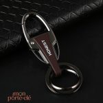 Accessoire homme : porte-clé en acier