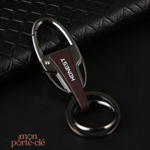 Accessoire homme : porte-clé en acier