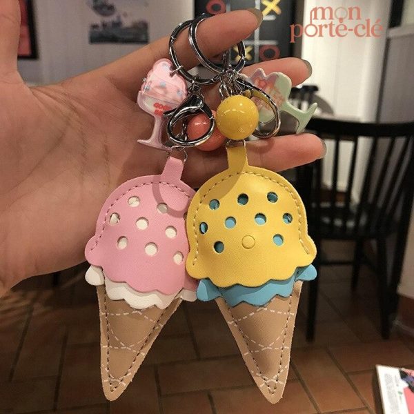 Porte-clé décoratif cornet de crème glacée