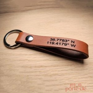 Accessoire en cuir gravé pour clé unique