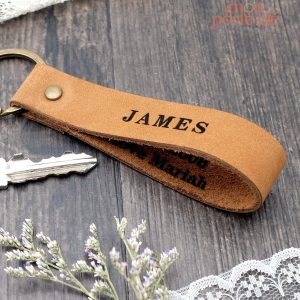Porte-clé personnalisé en cuir, accessoire pratique et stylé