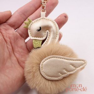 Porte-clé animal stylisé en forme de cygne