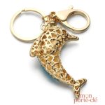 Porte-clé dauphin amusant et coloré