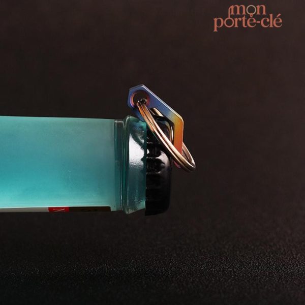 Porte-Clé Décapsuleur, un accessoire fonctionnel en titane