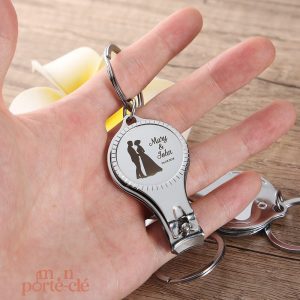 Porte-clé mariage avec décapsuleur intégré