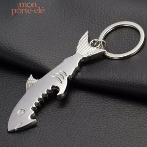 Porte-clé décapsuleur requin en acier