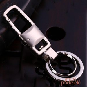 Porte-clé acier élégant pour homme