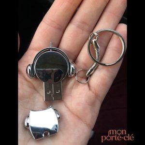 Porte-clé musical inspiré par l'univers des DJs