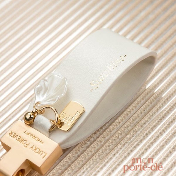 Porte-clé sophistiqué pour un look féminin