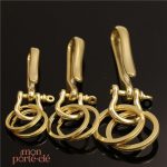 Porte-clé stylé en laiton pour homme moderne