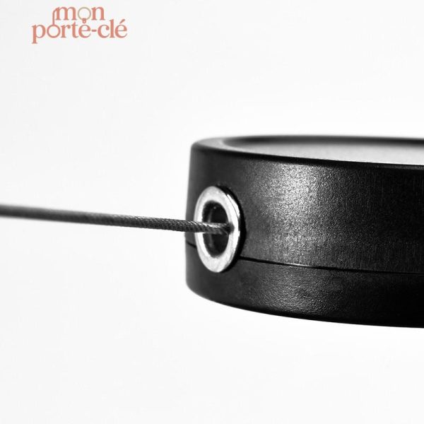 Porte-clé enrouleur, l'allié parfait des hommes actifs