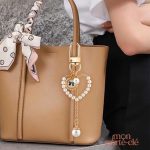 Porte-clé femme avec design unique et raffiné