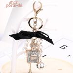 Accessoire porte-clé femme avec finition premium