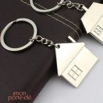 Porte-clé Maison minimaliste avec accroche pratique
