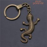 Accessoire pratique, porte-clé animal Gecko stylisé