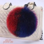 Pompon doux pour un look décontracté