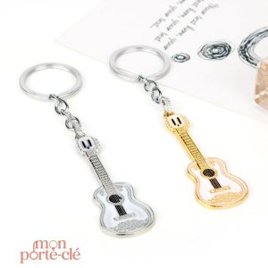 Porte-clé design guitare, idéal pour les musiciens