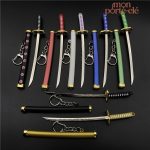 Porte-clé avec motif de katana stylisé