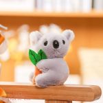 Accessoire porte-clé koala peluche pour un style ludique