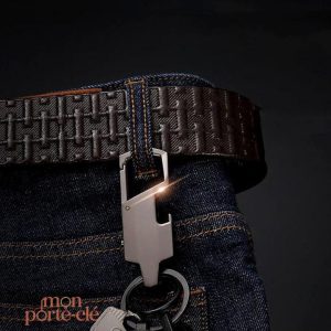 Accessoire pratique : porte-clé avec lumière LED