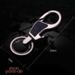 Éclairage pratique : Porte-Clé en Acier