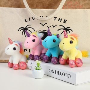 Porte-clé licorne en peluche colorée