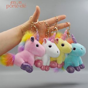 Porte-clé en forme de licorne douce et amusante