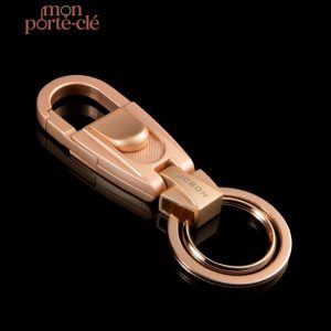 Porte-clé en métal pour homme élégant
