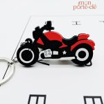 Porte-clé moto coloré, accessoire unique pour passionnés de moto