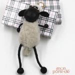 Mouton en peluche, accessoire tendance porte-clé