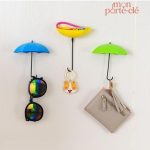 Accrochage facile avec le porte-clé mural Le Parapluie