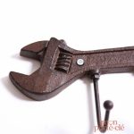 Porte-clé mural avec finition industrielle chic