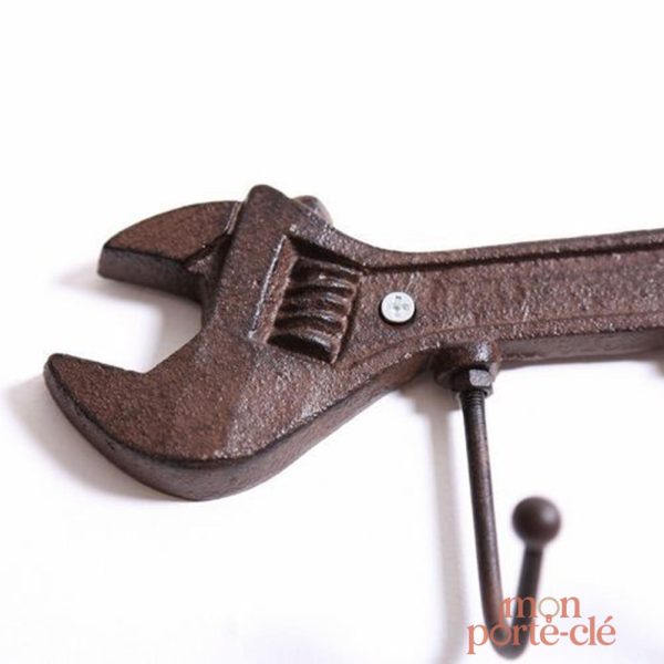 Porte-clé mural avec finition industrielle chic