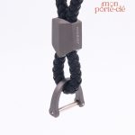 Porte-clé masculin, design sobre et moderne