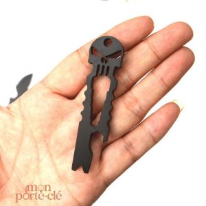 Porte-clé en acier avec outils intégrés