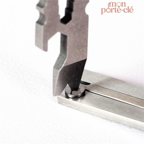 Porte-clé essentiel avec fonctionnalités multiples