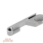 Ouvre-bouteille et porte-clé en titane