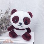 Porte-clé panda roux design adorable et fun