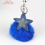 Accessoire porte-clé avec design pompon