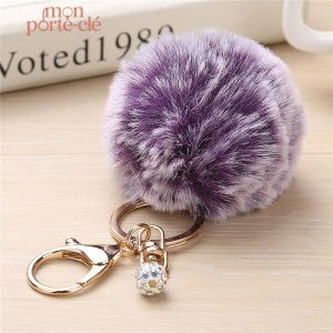 Porte-Clé en Fourrure douce et colorée