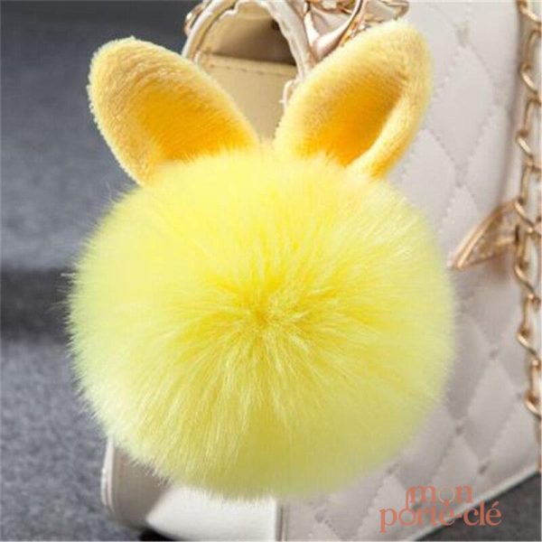 Détails du porte-clé Pompon Lapin, look charmant