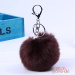 Porte-clé pompon marron élégant pour un style unique