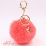 Porte-clé pompon orange, accessoire tendance et coloré