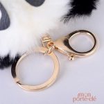 Accessoire porte-clé en forme de panda avec pompon